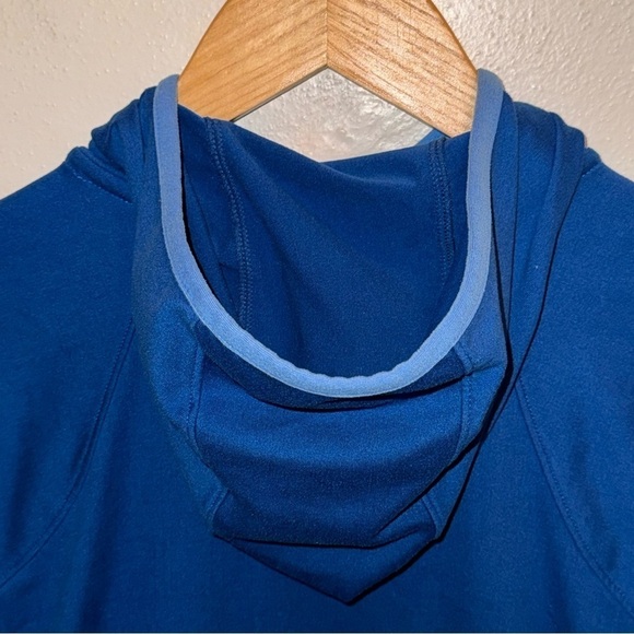 Brooks Full Zip Up Hoodie Women’s Size Small - Picture 8 of 10